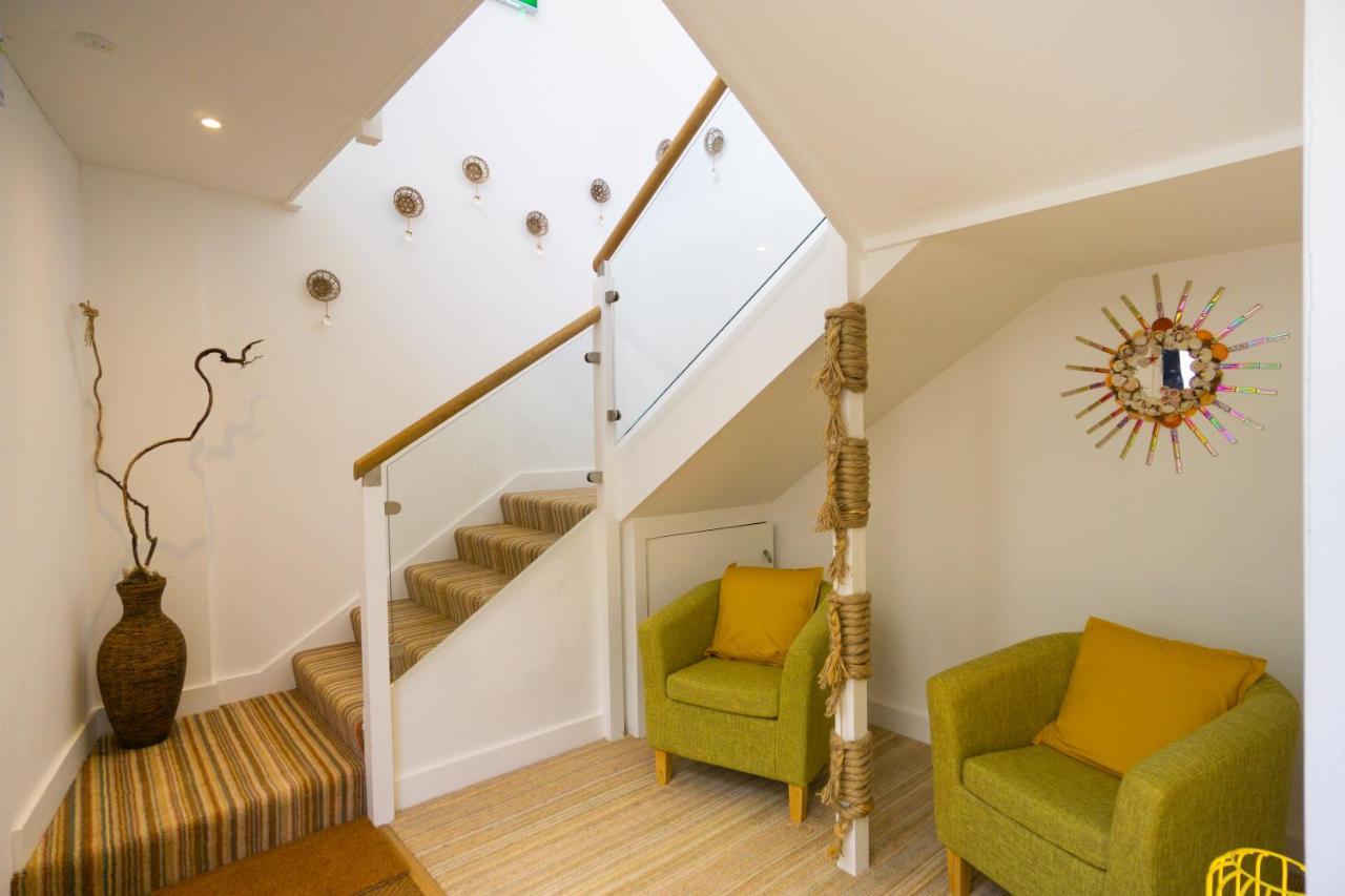 Largigi Rooms, Close To The Beach And Town Centre, Parking Available ライム・レジス エクステリア 写真